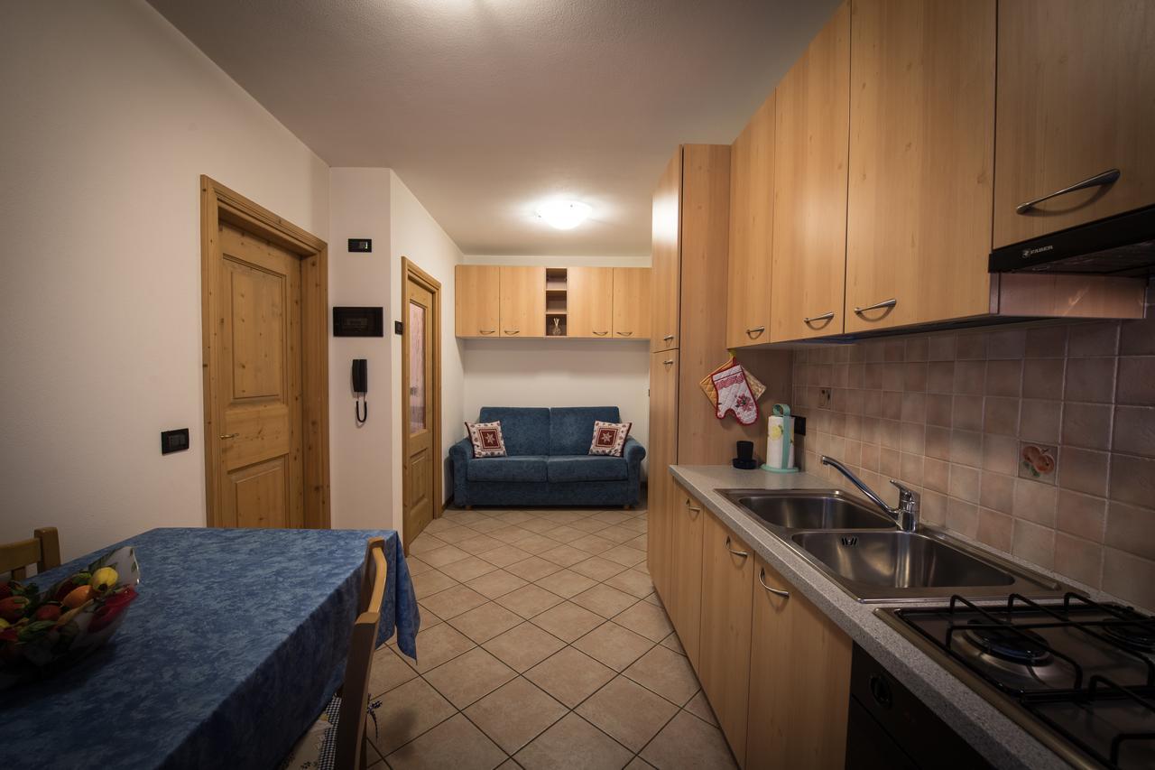 Appartamento Casa Le Rondini Valdisotto Esterno foto