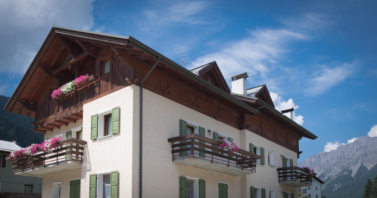 Appartamento Casa Le Rondini Valdisotto Esterno foto